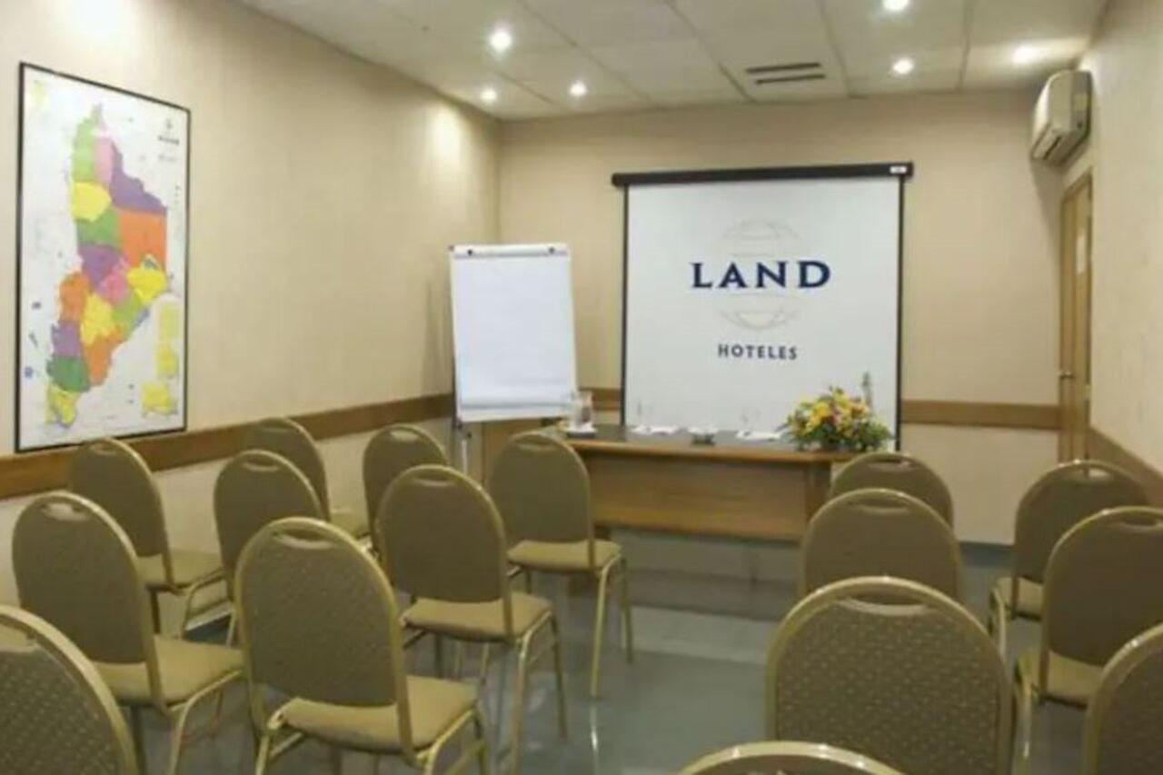 Hotel Land Express Neuquén Esterno foto
