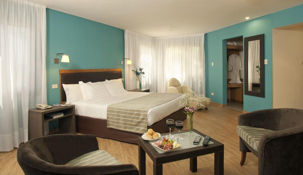 Hotel Land Express Neuquén Esterno foto